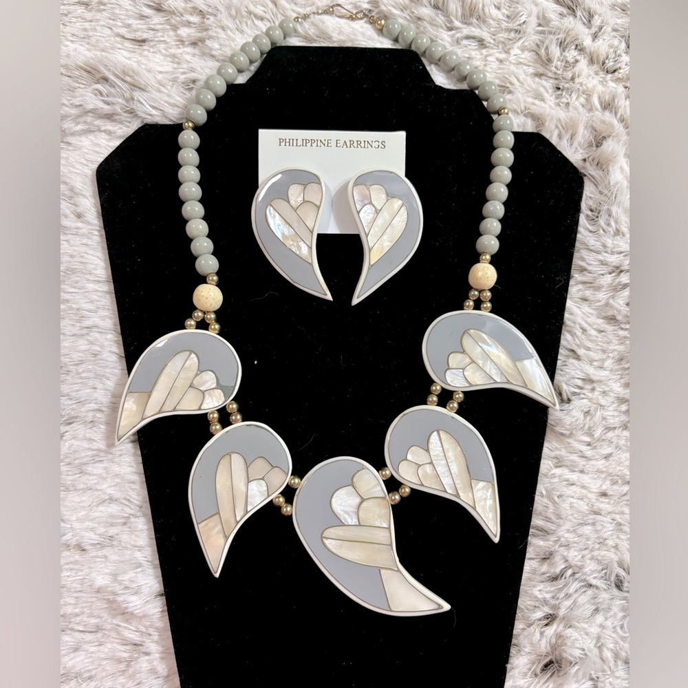 Philippine Pierced Earring/Necklace Set Beautiful Gray & Inlayed Mother of Pearl